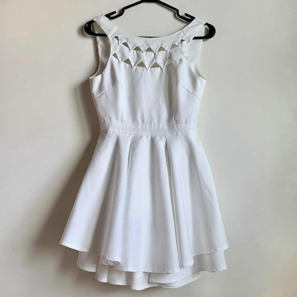 Lulu's Women's Flirting With Danger Cutout Ivory Mini Skater Dress Size S (EUC)